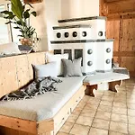 Pam Apartment